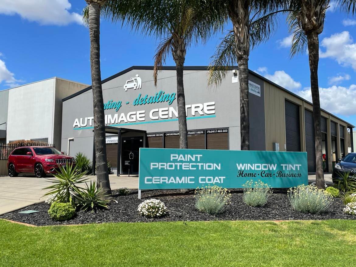 Auto Image Centre