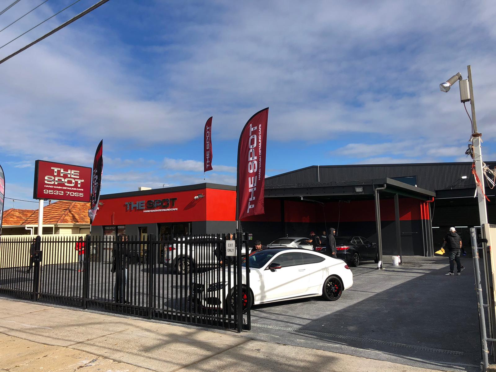 Billy’s Carwash & Cafe