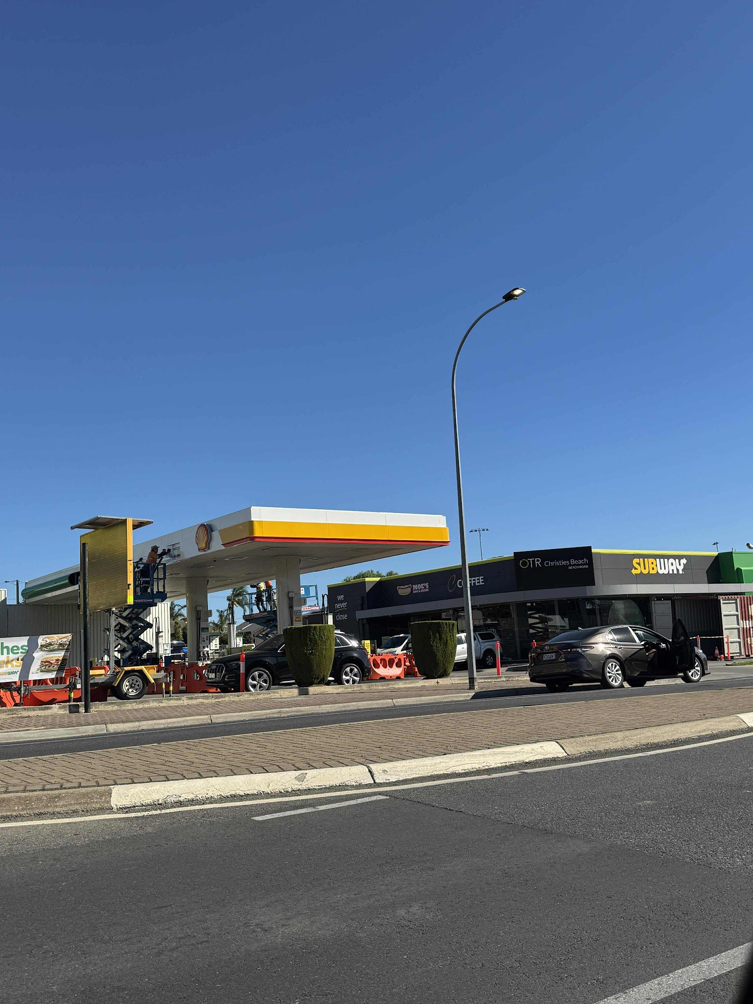 Bp – Christies Beach