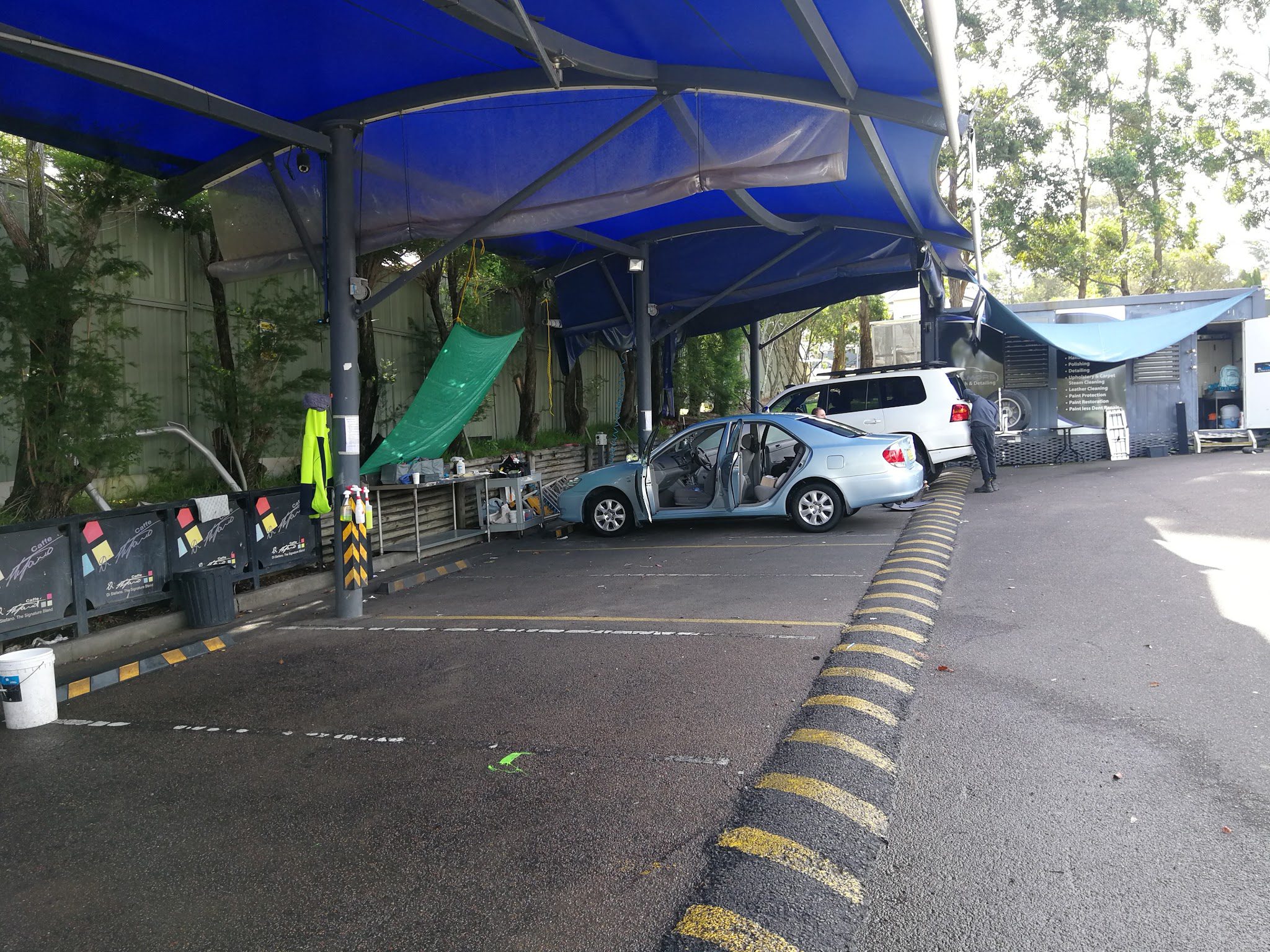 El Amore Carwash Cafe