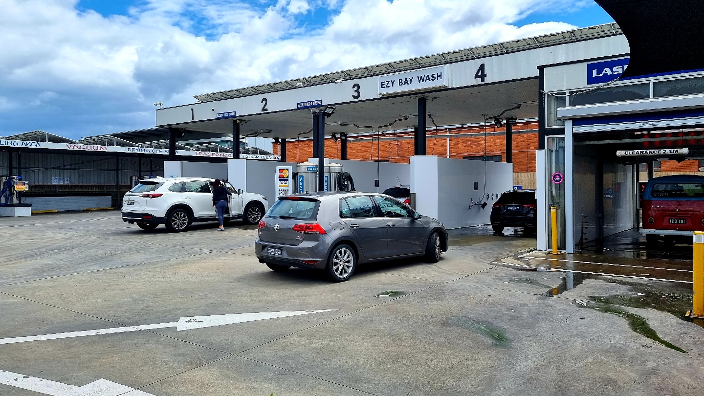 Ezy Bay Wash
