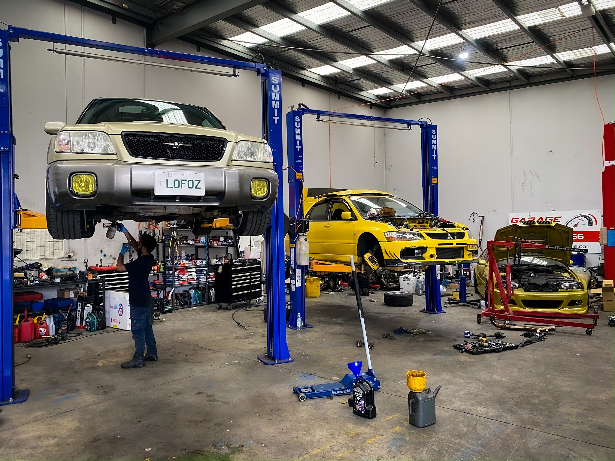 Garage Full Throttle Pty Ltd