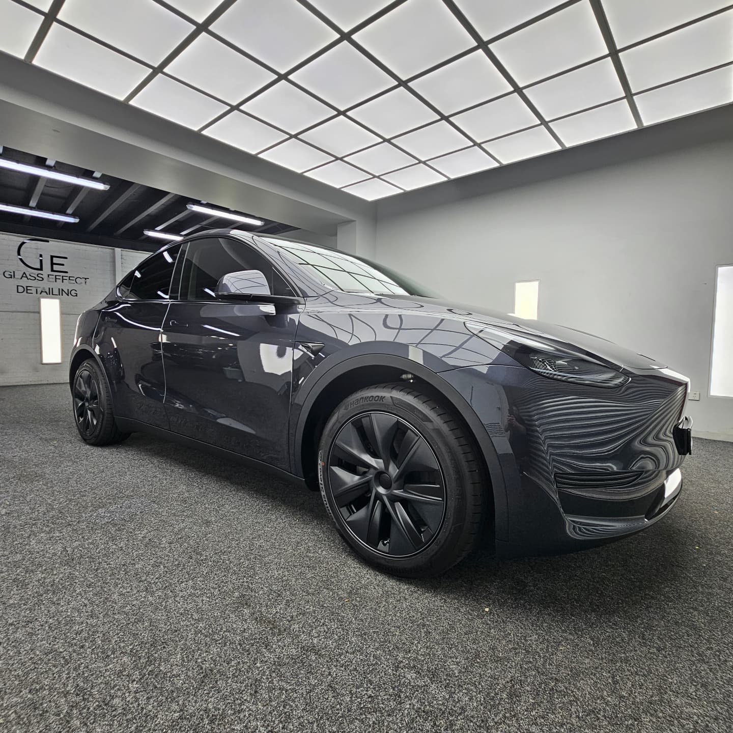 Glass Effect Detailing