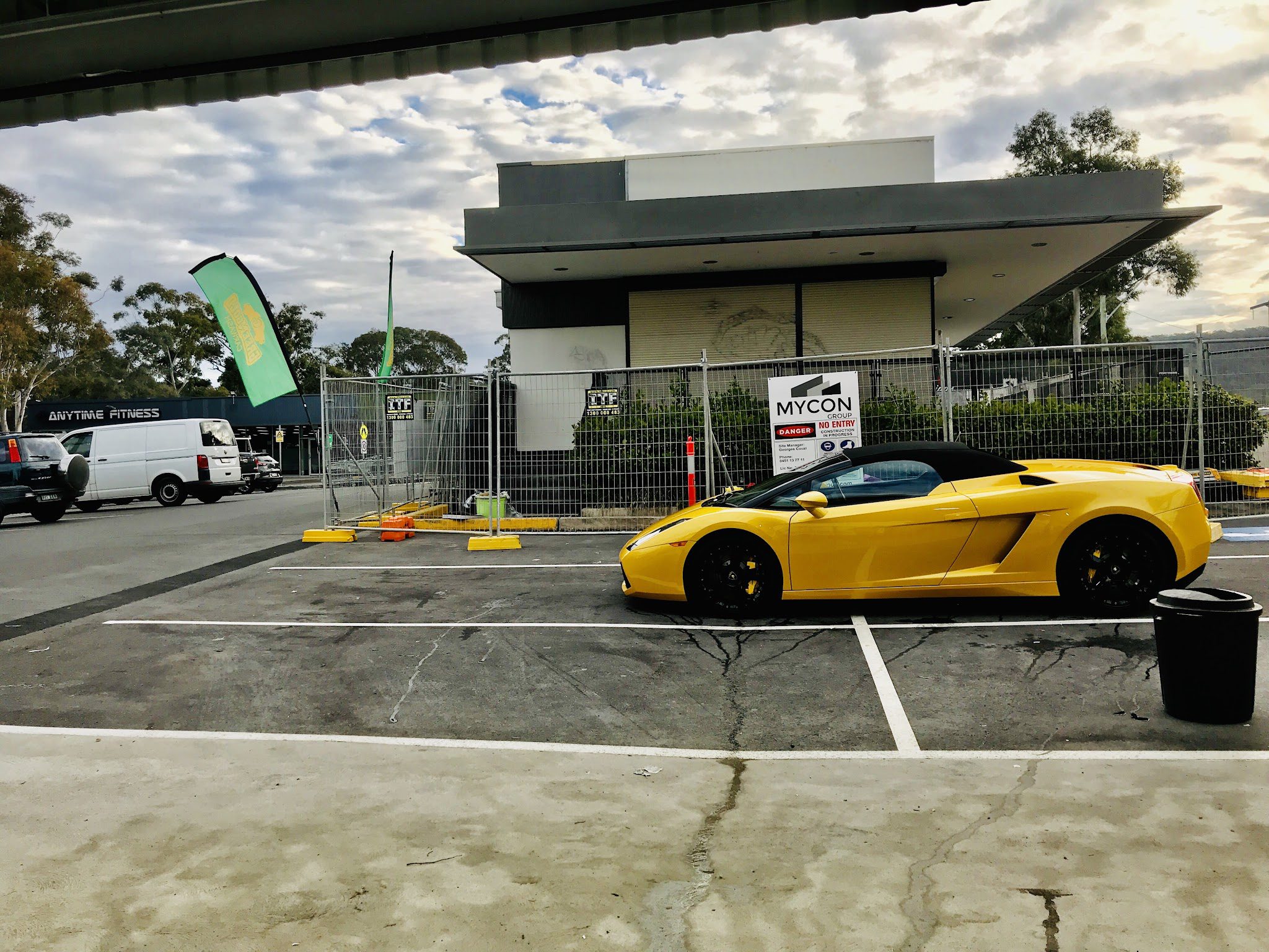 Green And Gold Car Wash Emu Plains