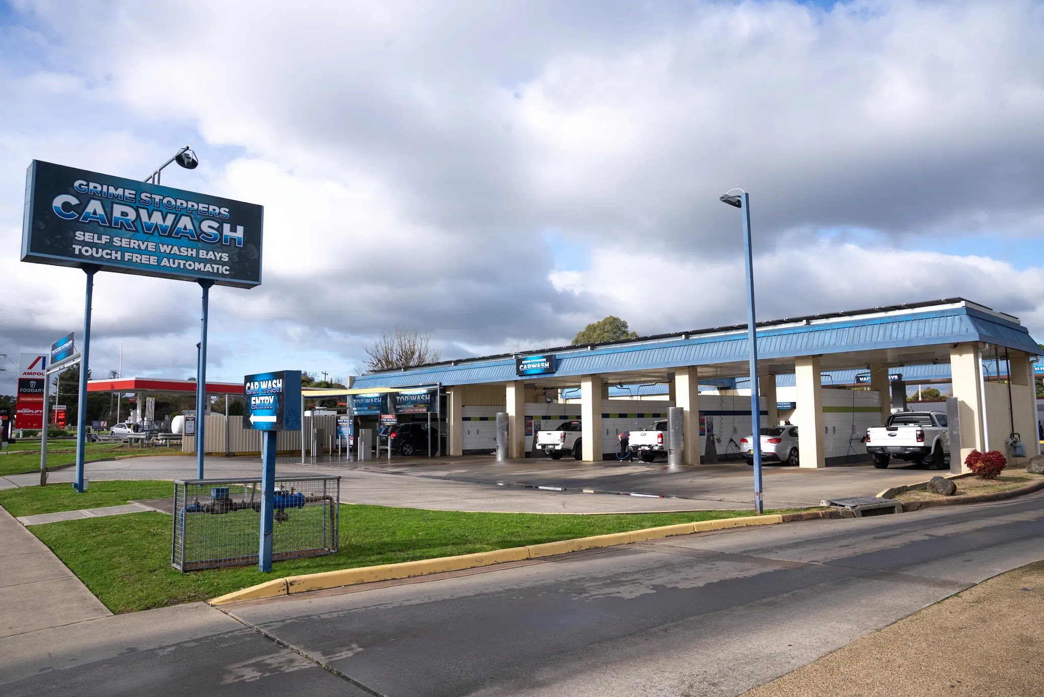 Grime Stoppers Car Wash Wagga Road