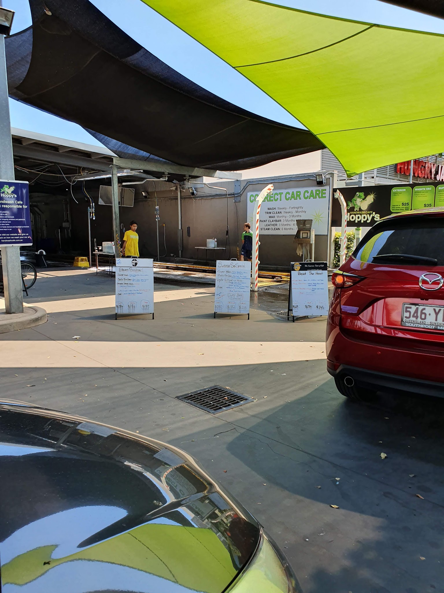 Hoppy’s Express Carwash Mermaid Waters