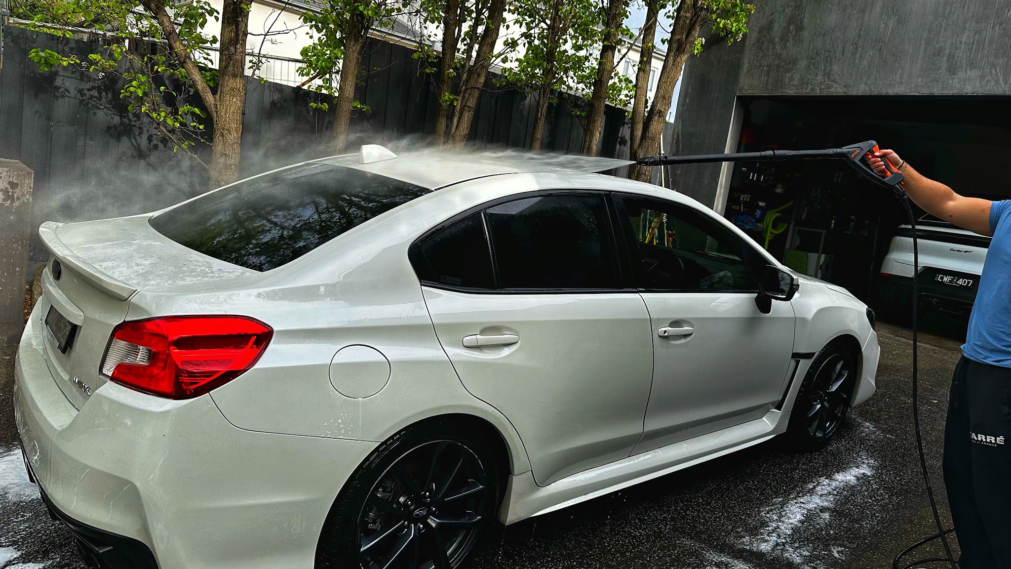 Max’s Scrub And Polish