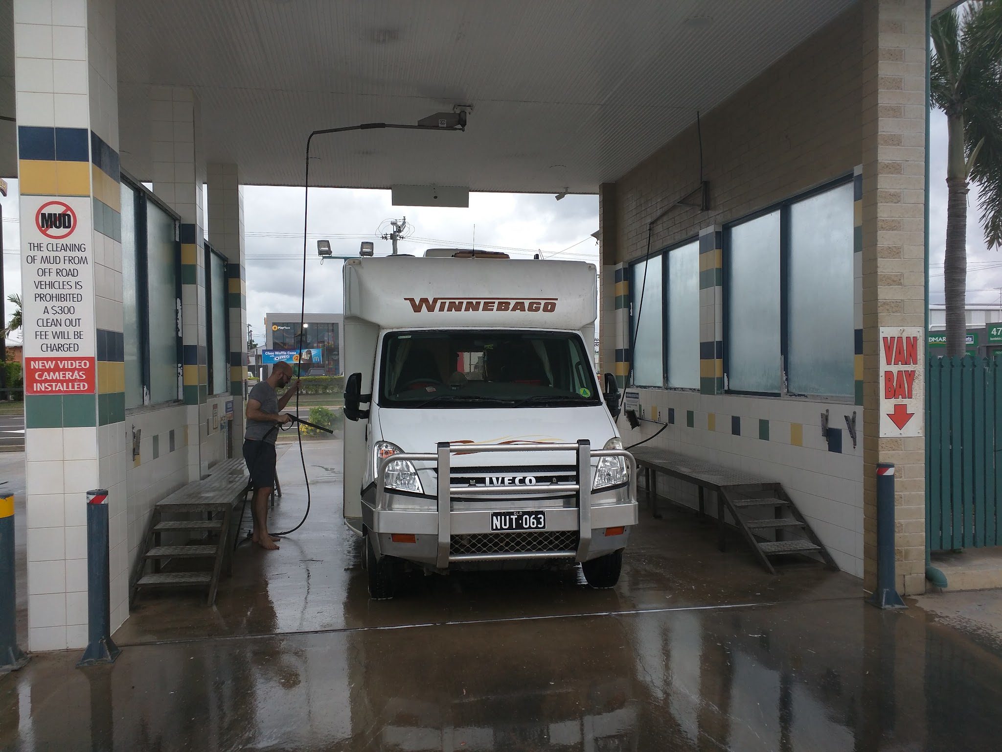 Queen Street Car Wash & Storage