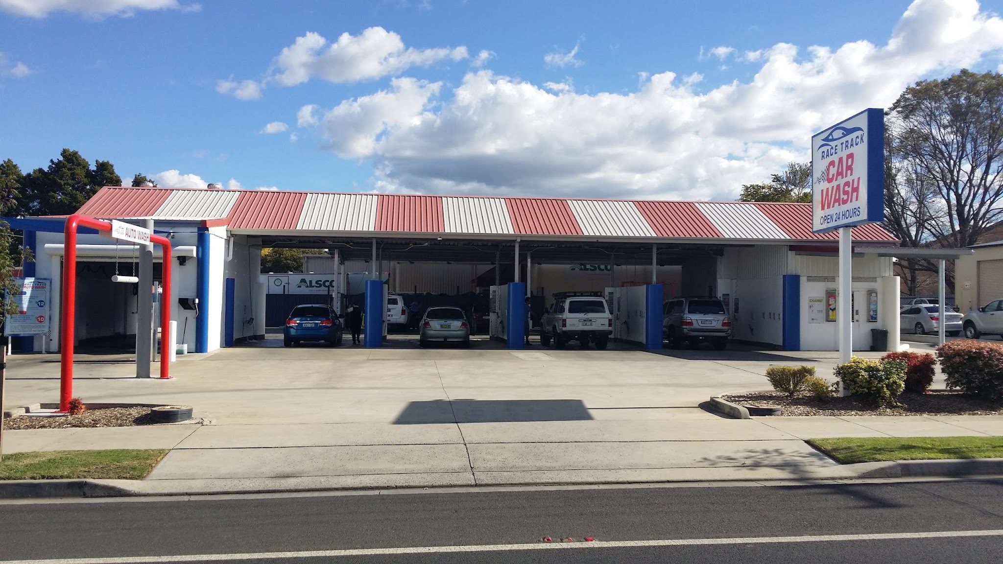 Race Track Car Wash (Bathurst)