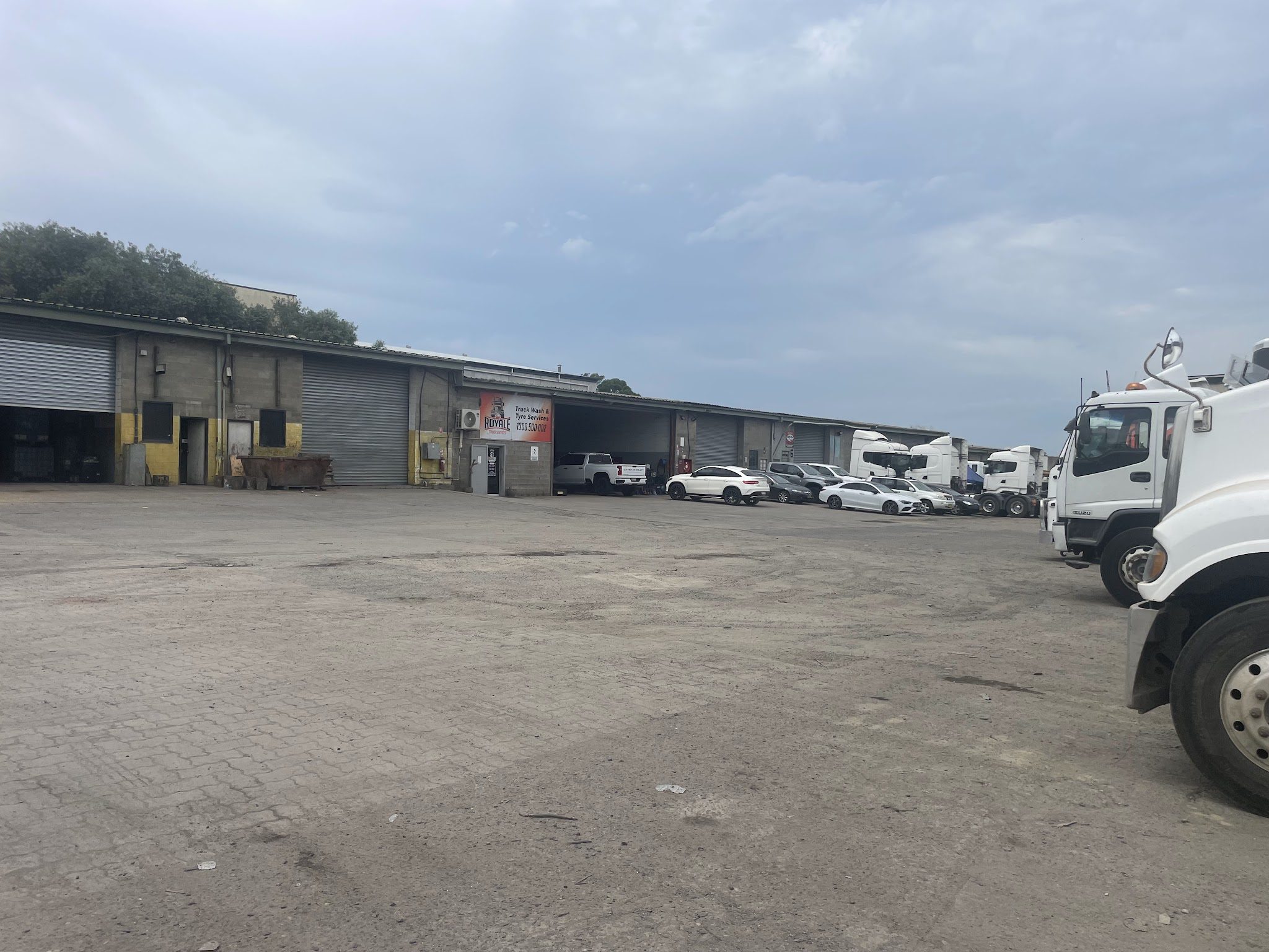 Royale Truck Services