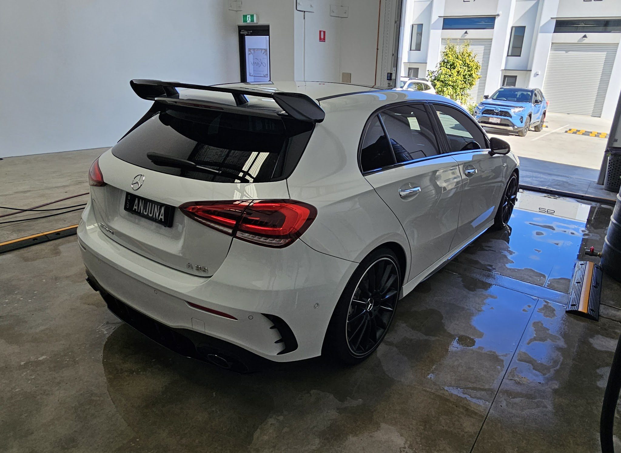 Seal Mobile Car Detailing