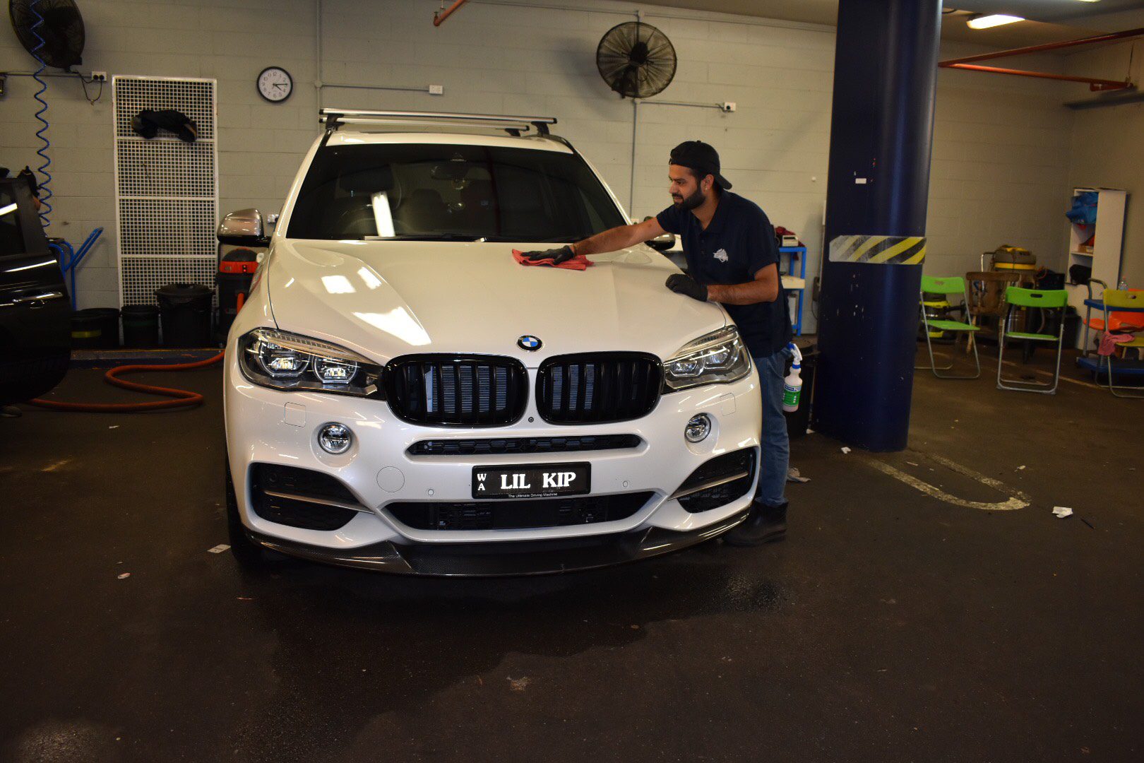 Silver Sponge Hand Car Wash Claremont Quarter
