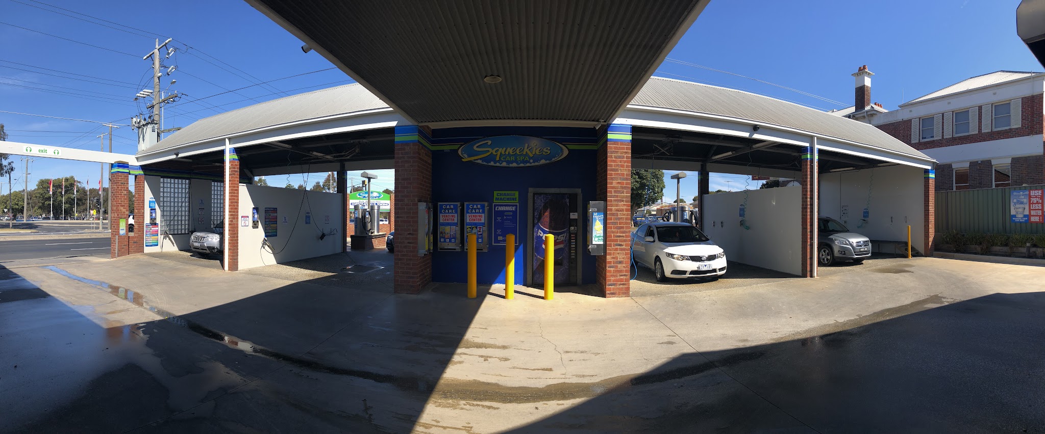 Squeekies Car Spa