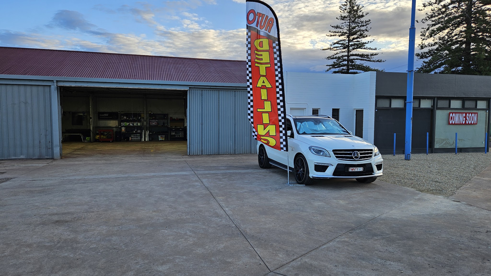 Twenty3Garage