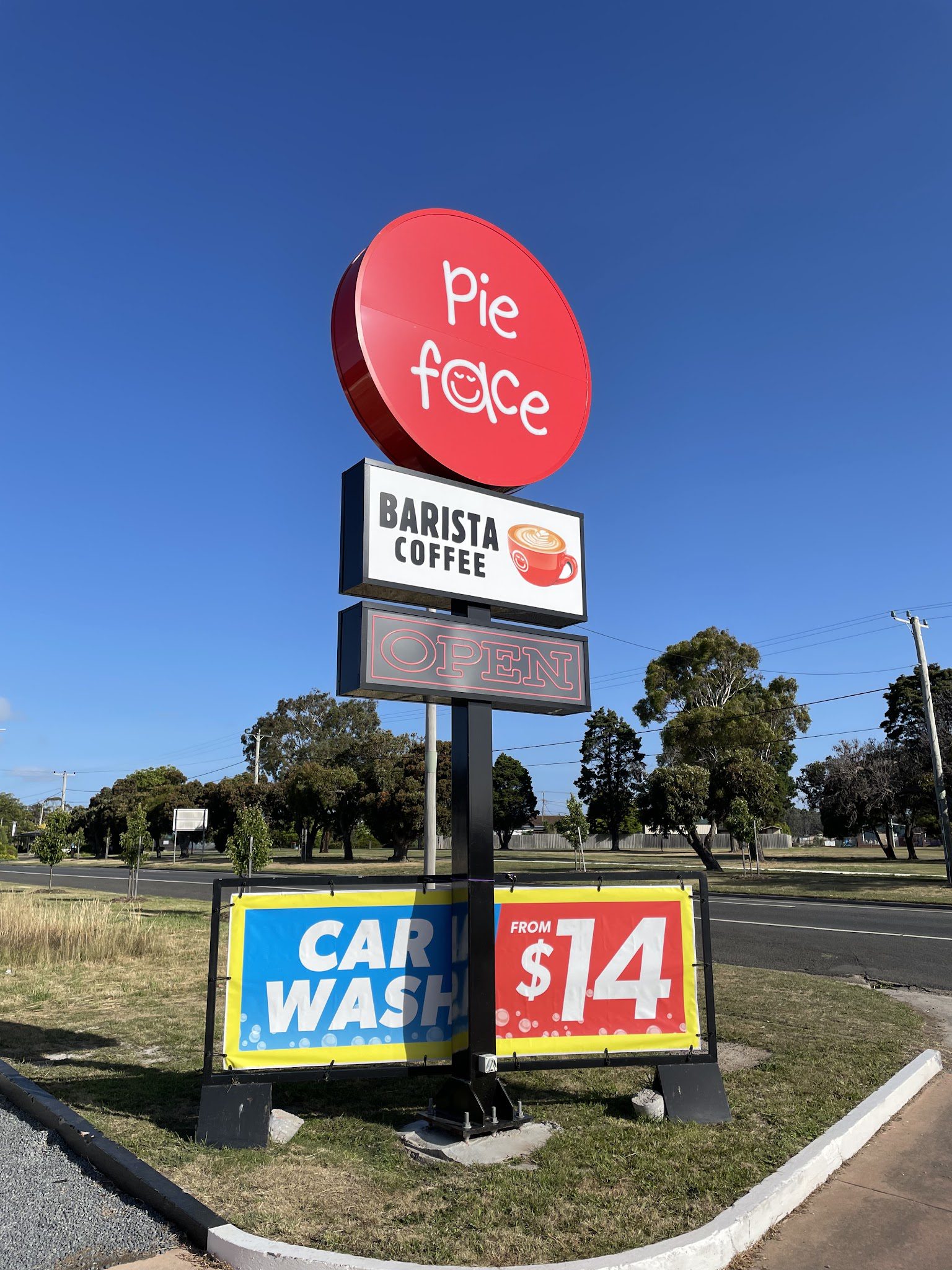 United Petroleum George Town Central (Pie Face)