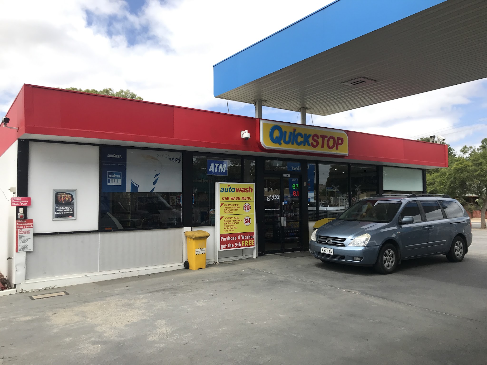 United Petroleum Strathalbyn (Pie Face)