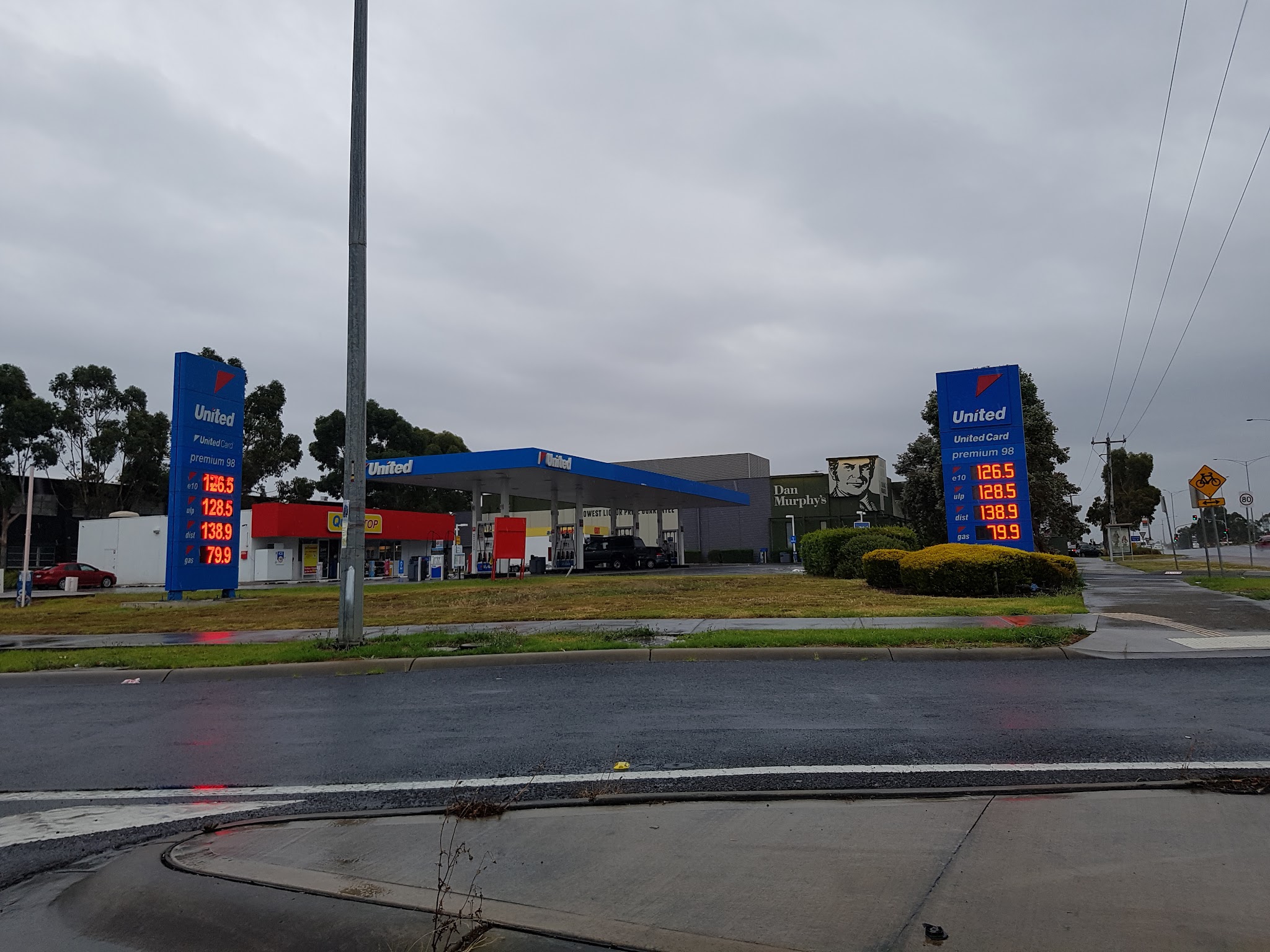 United Petroleum Taylors Lakes (Pie Face)