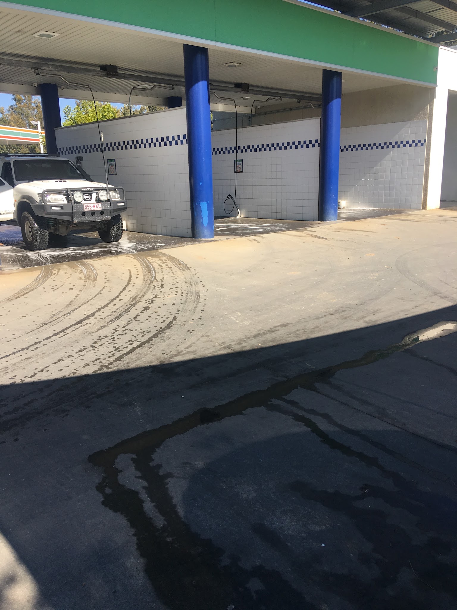 Winston Glades Car And Dog Wash