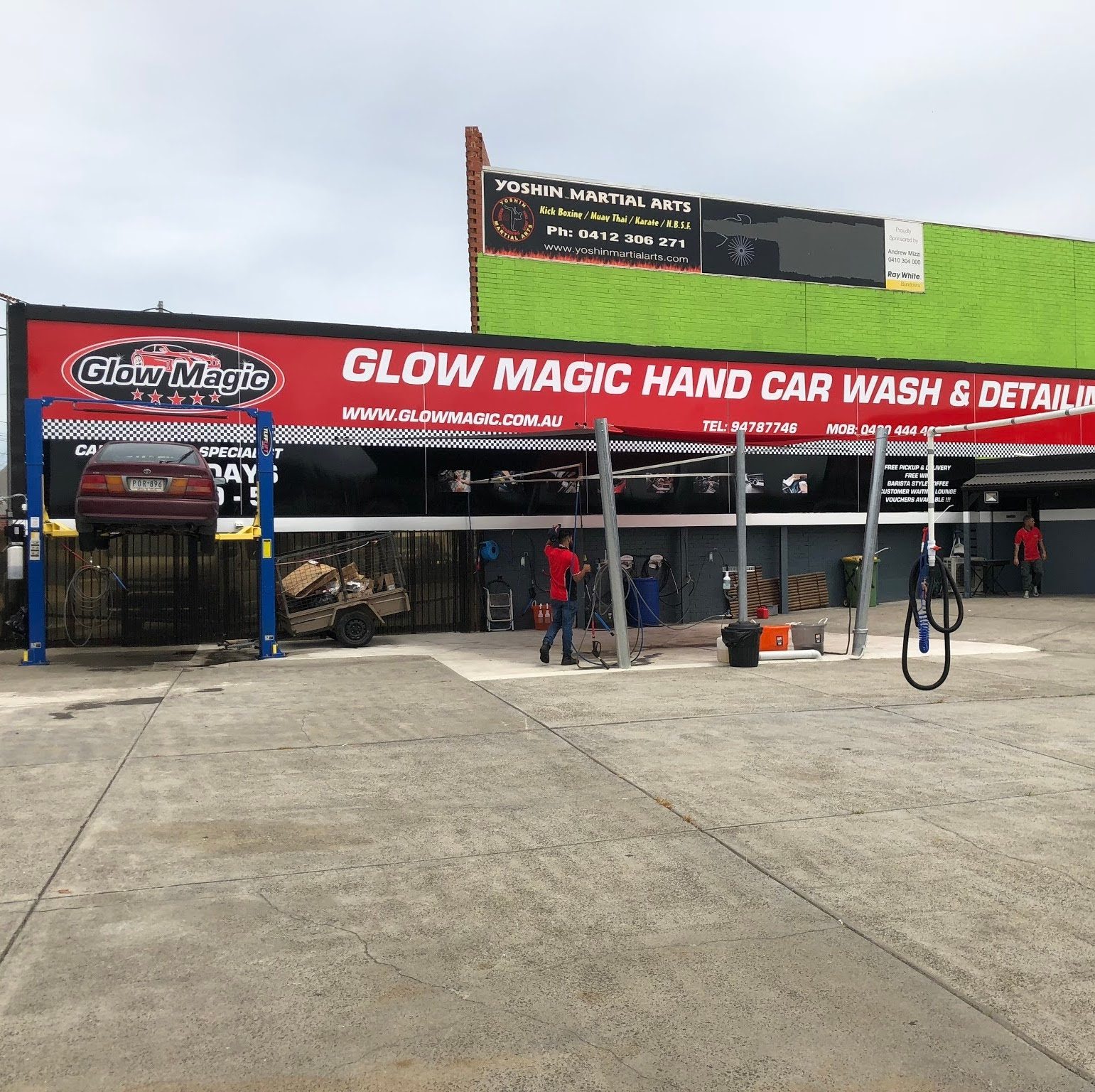 Glow Magic Hand Car Wash