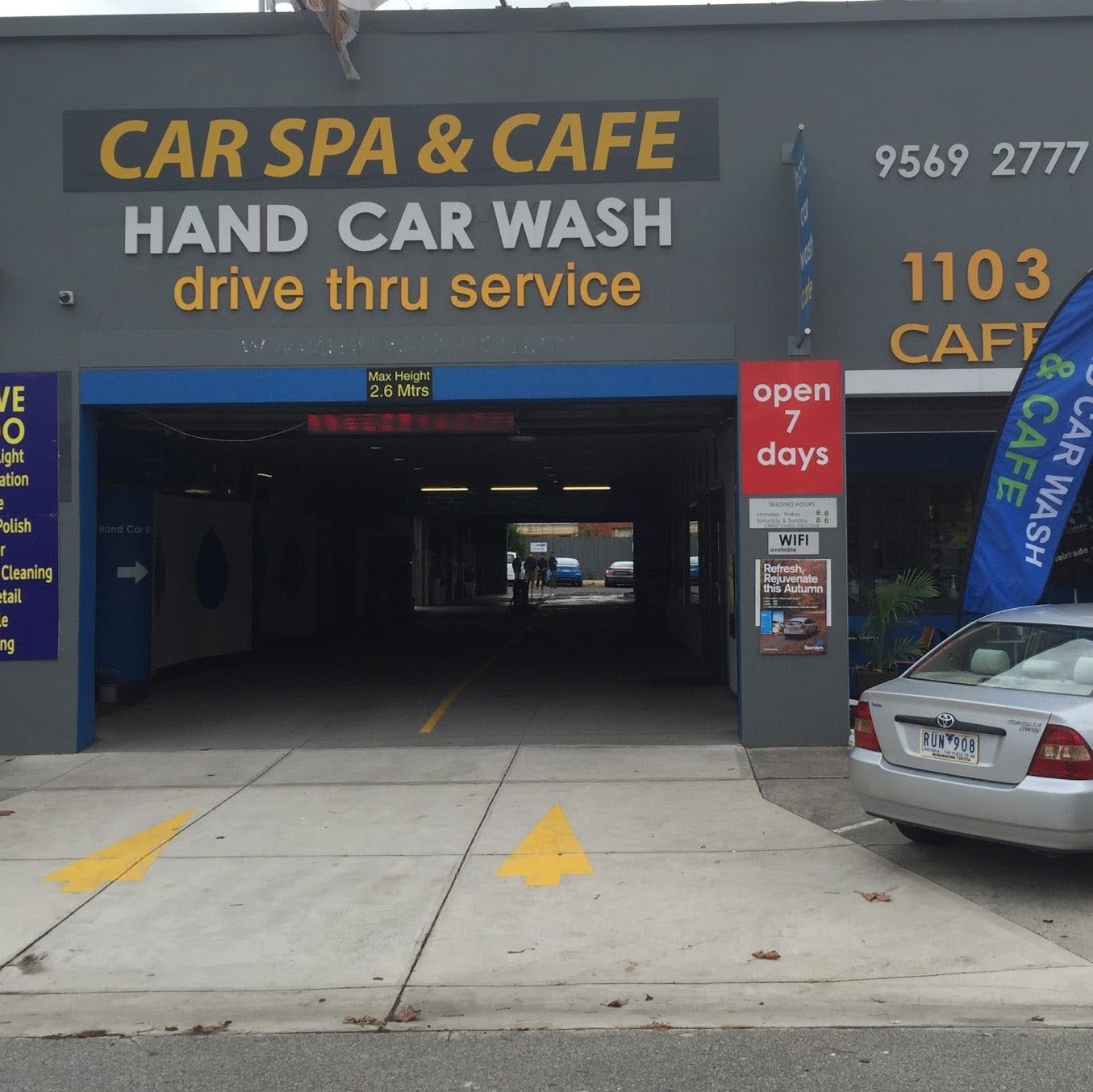 Sparklers Hand Car Wash